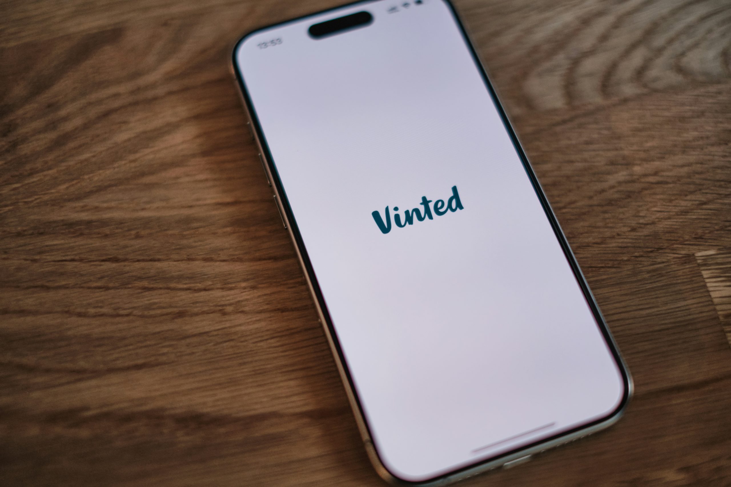 Can Vinted Be a Profitable Side Hustle? 